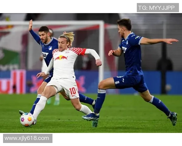 曼联与莱比锡红牛精彩对决回放全程回顾与分析